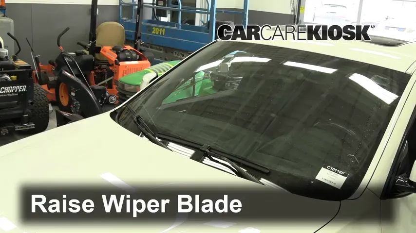 2017 BMW X4 xDrive28i 2.0L 4 Cyl. Turbo Windshield Wiper Blade (Front)
